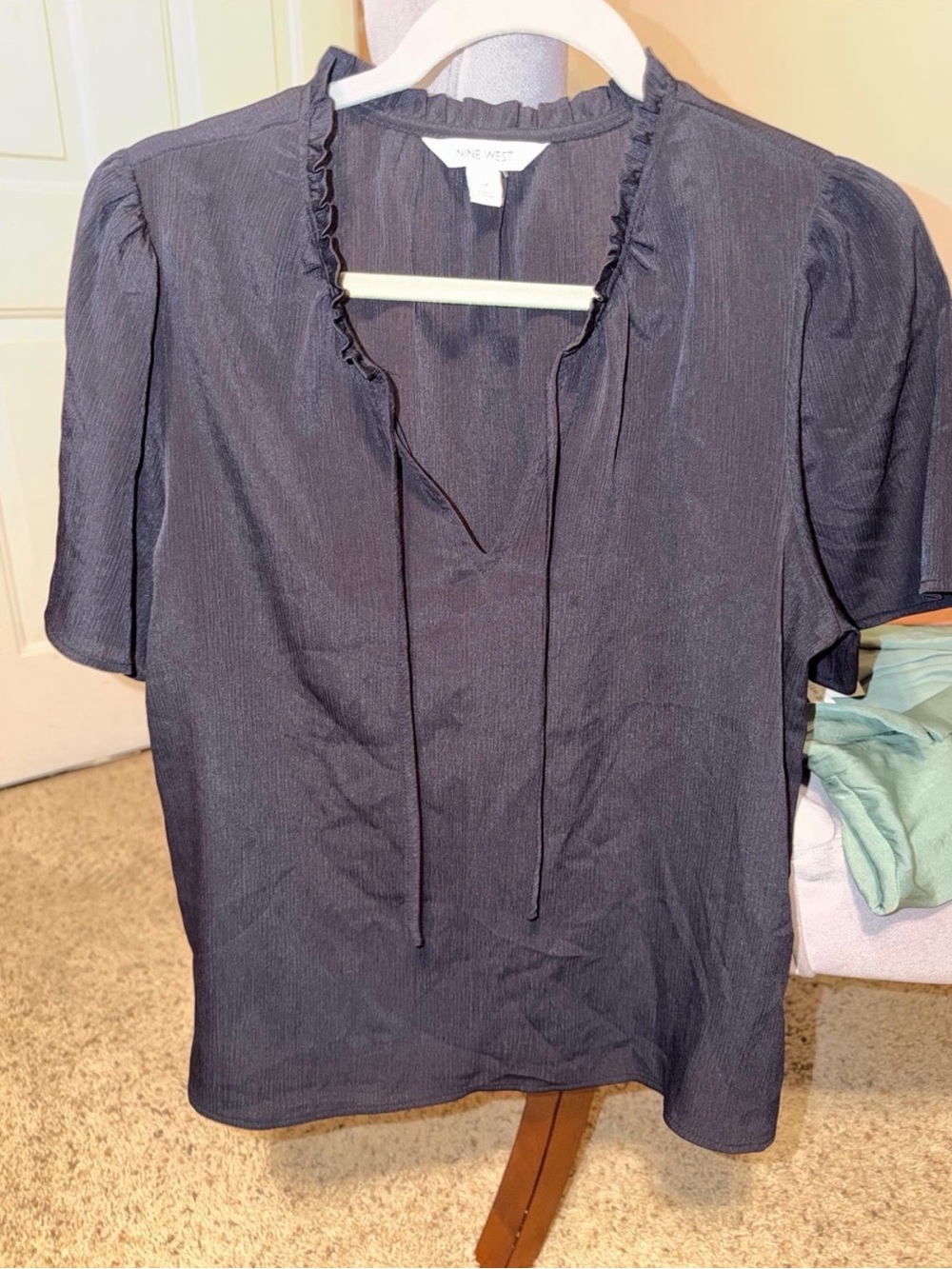 Nine West Ruffle Tie-Neck Women's Top